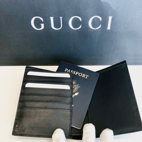Brand New: Gucci GG Logo Vertical Passport Case - Picture 4 of 6